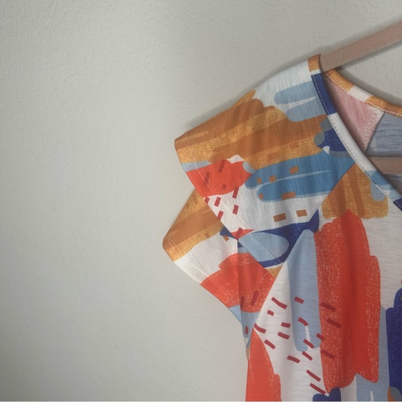 Colorful Abstract Print Top - Picture 2 of 10